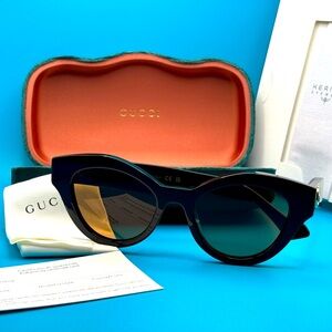 NEW Gucci GG0957S Geometric Cat Eye Sunglasses Black Gold Logo